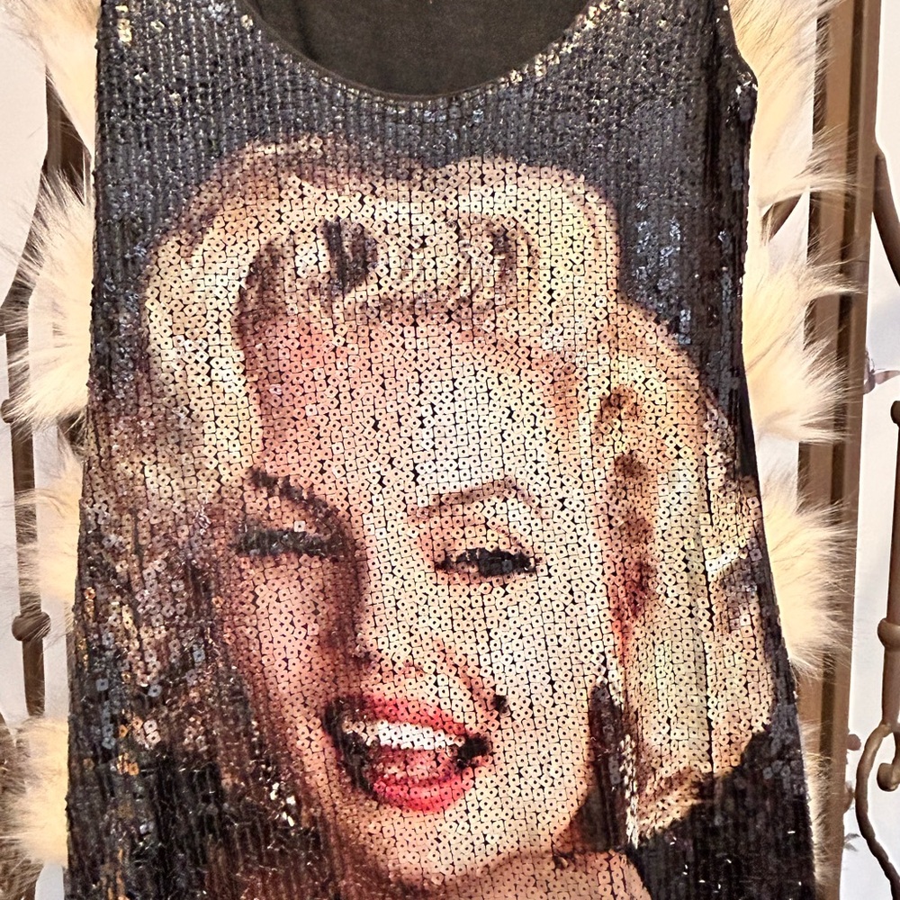 Sequin Sleeveless Top with Iconic Portrait
